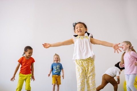 Kids dancing